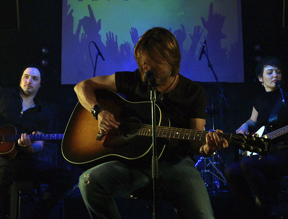 Keith Urban Tribute Band Melbourne - Tribute Show Impersonators